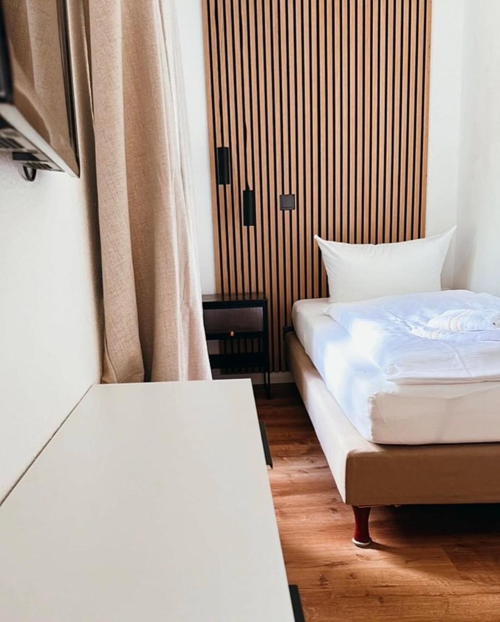 Hotel Bodeblick 塔勒 外观 照片